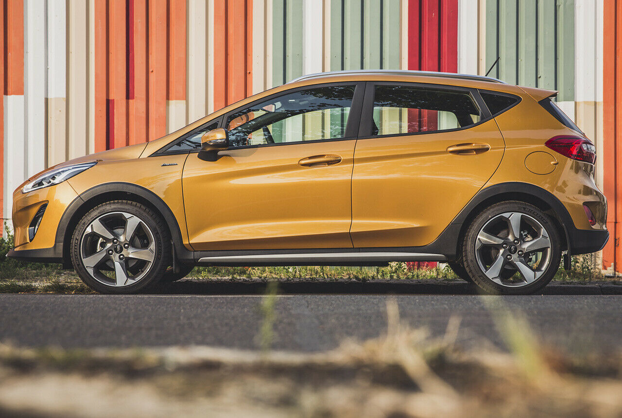 Ford Fiesta Active: Seitenansicht