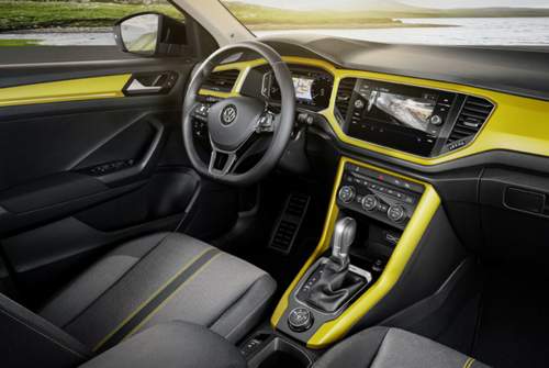 Buntes Cockpit, große Displays: Der Innenraum des VW T-Roc