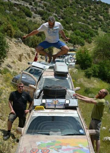 Team 88 in einem Canyon in der Türkei
