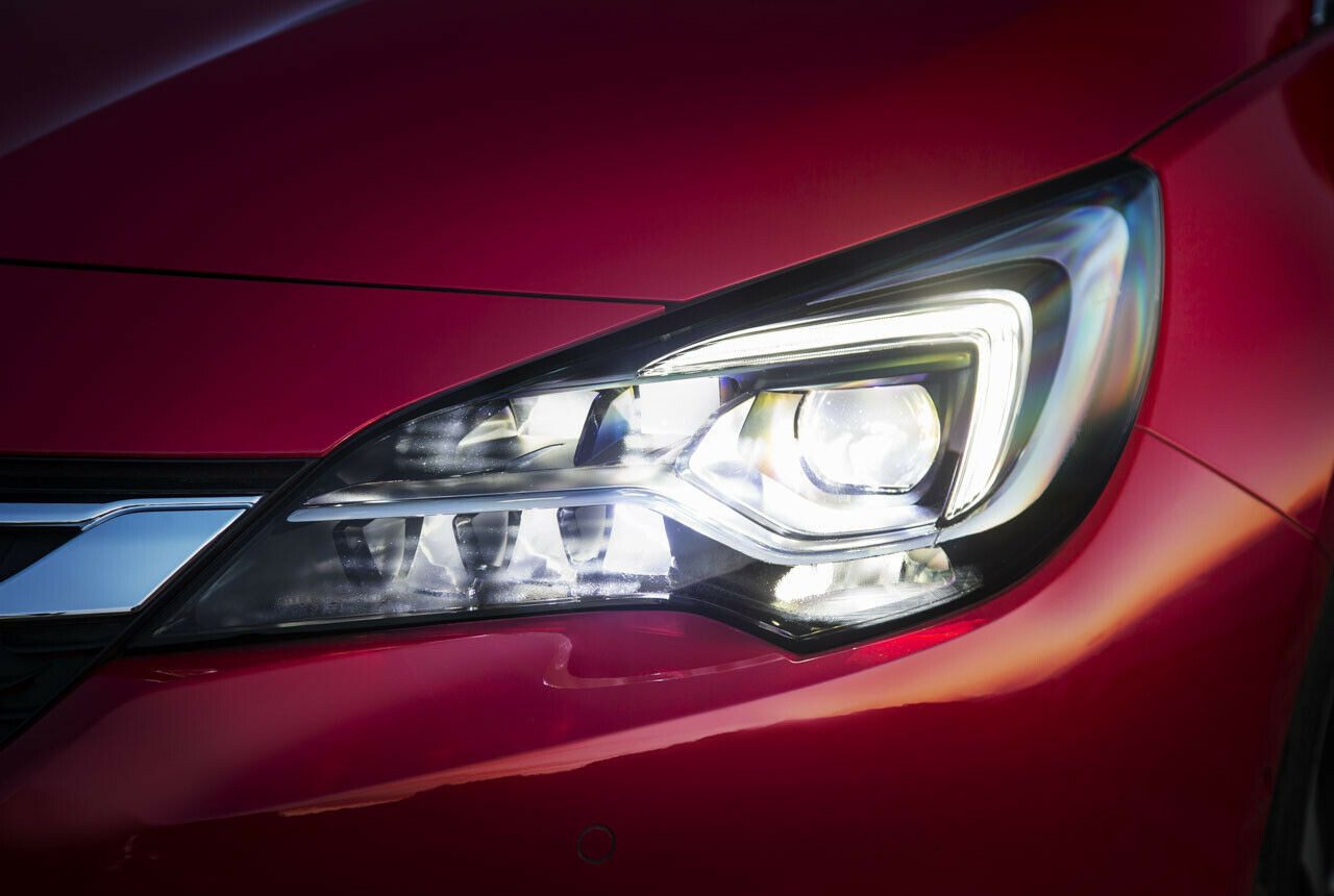 Astra Sports Tourer - LED-Matrix-Licht