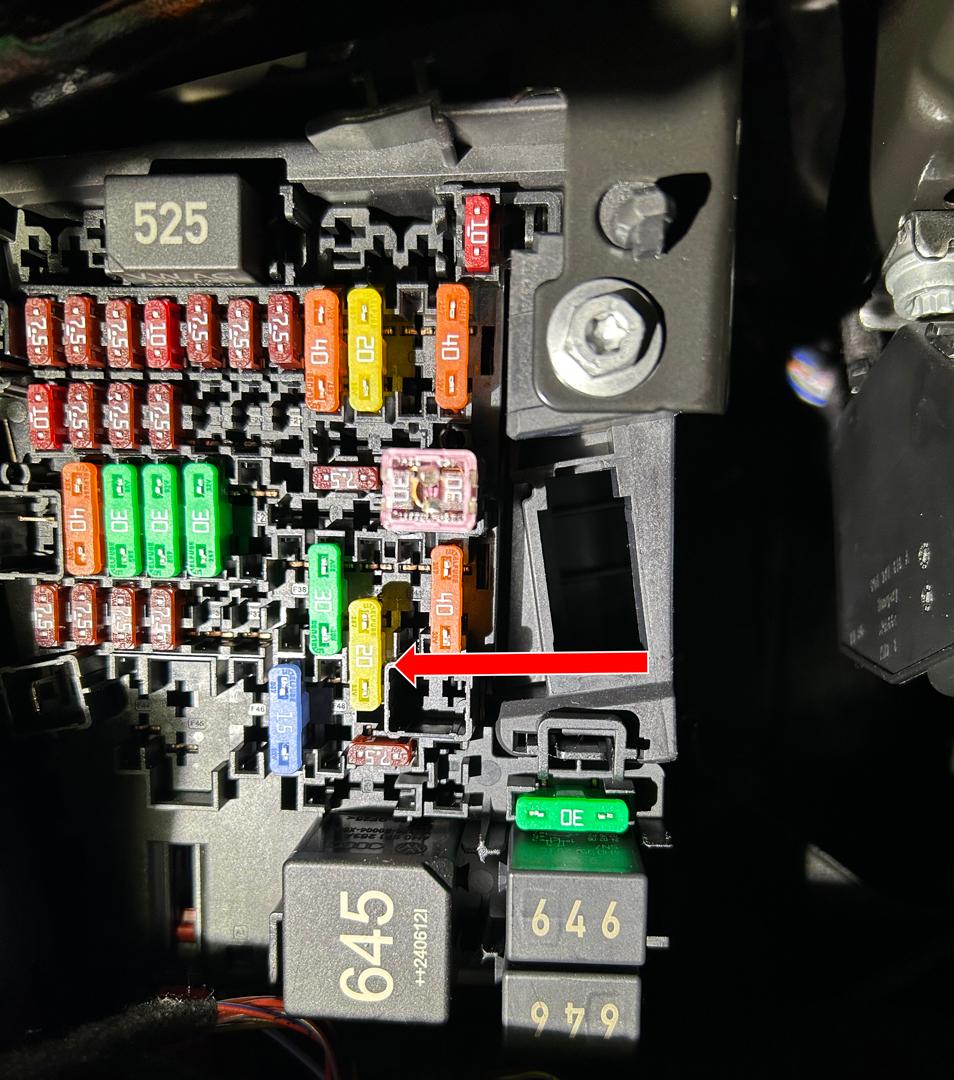 Wie viel Ampere bei Sicherung für Zigarettenanzünder?