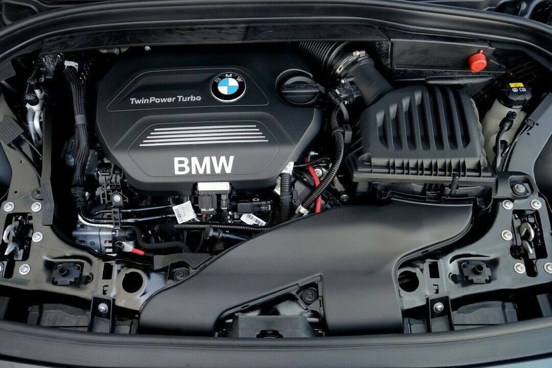 Der 2,0-Liter-Diesel im BMW 220d kommt vorerst nur mit Allrad