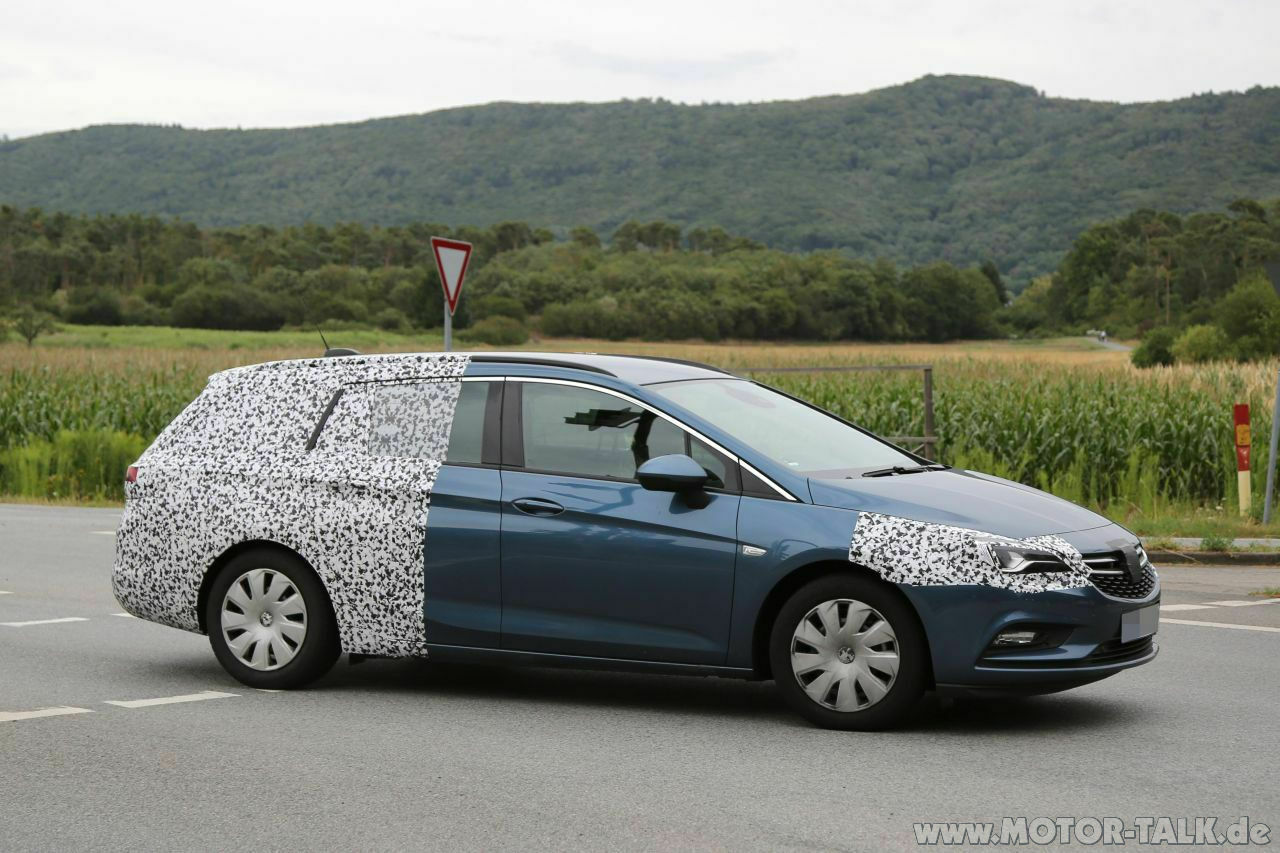 Opel Astra K Sports Tourer Erlkönig
