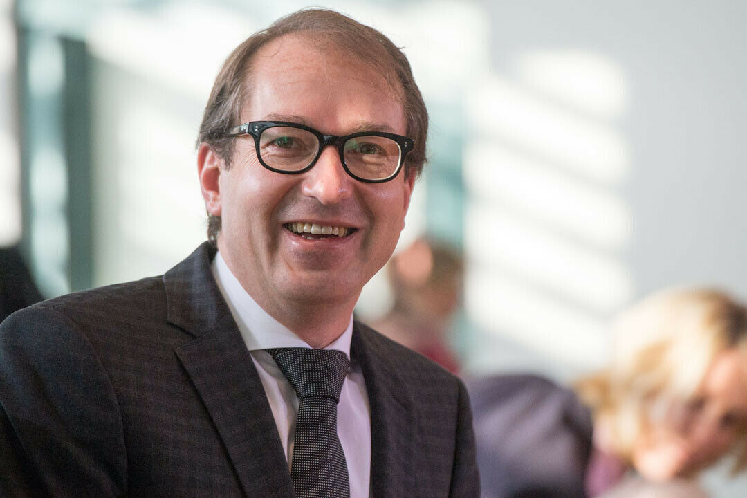 Die kalkulierten Mauteinnahmen von Verkehrsminister Alexander Dobrindt wurden gutachterlich bestätigt