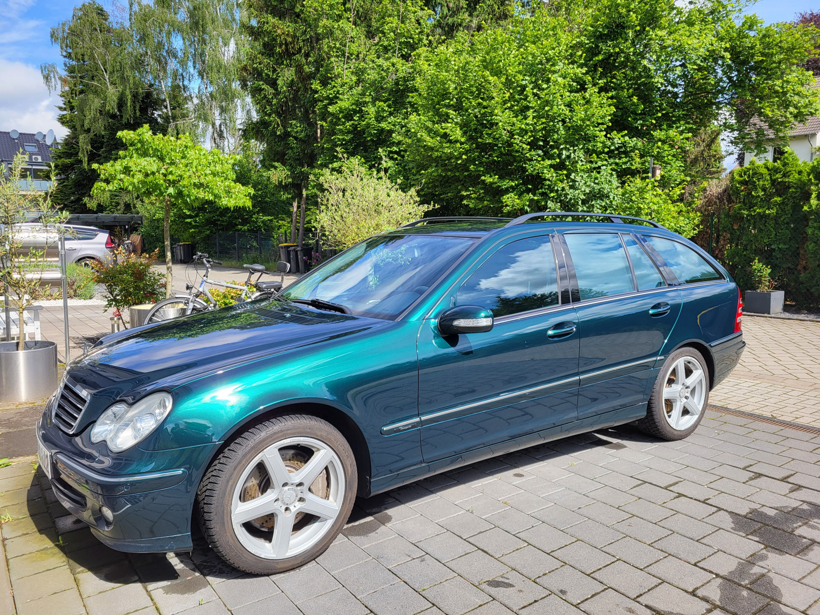 Wie viele km hat euer W203? / besondere Vorkommnisse?