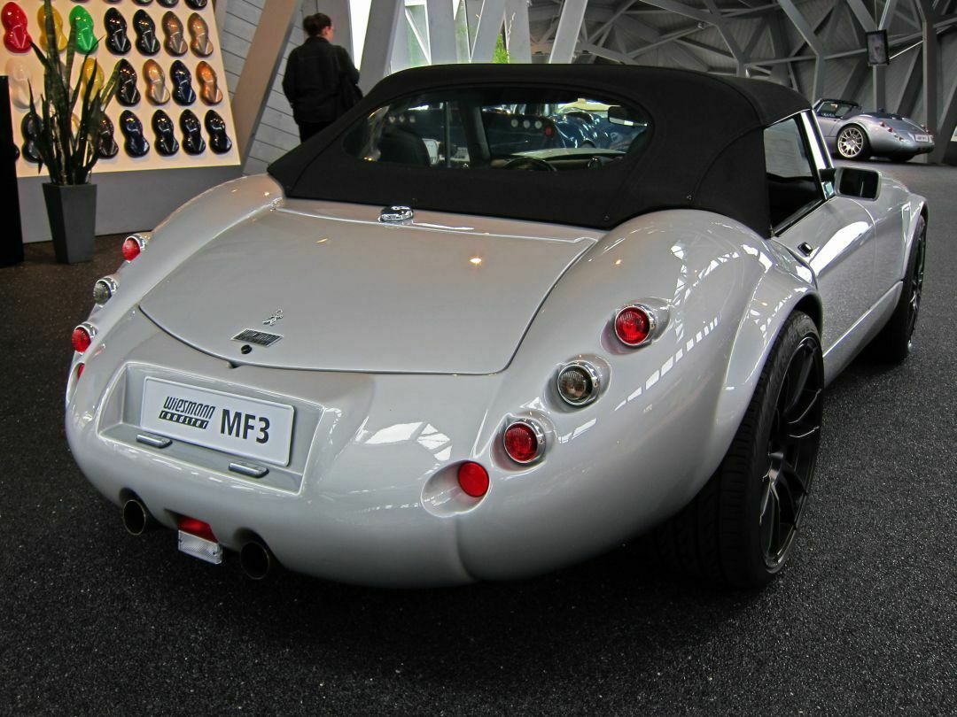 Showroom: Wiesmann MF3