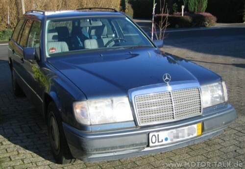 300 TD nautikblau