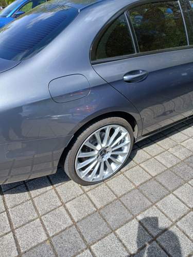 W213 Pirelli P Zero Platt