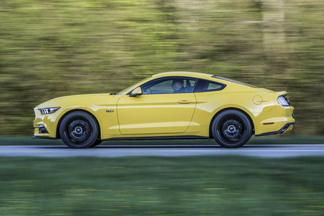 Für einen frisch konfigurierten Mustang kalkuliert Ford derzeit rund drei Monate Wartezeit. Rabatt, sagt der Marketingchef, geben die Händler bisher nicht