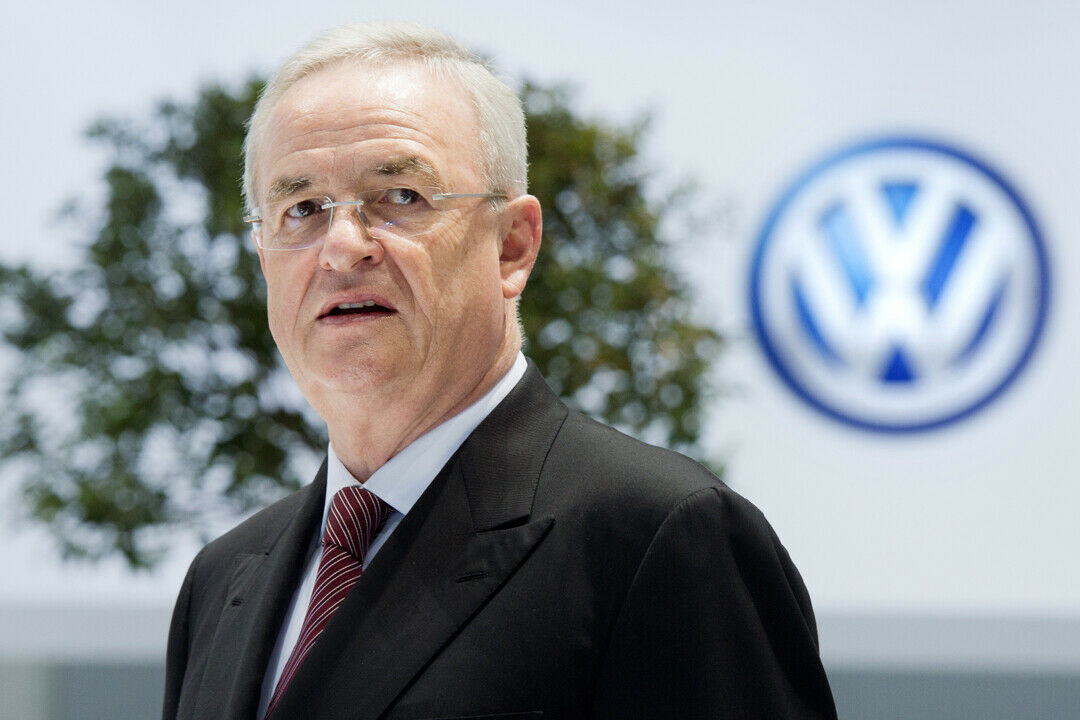 Martin Winterkorn hat seine Führungskräfte auf milliardenschwere Sparbemühungen für die zentrale Pkw-Kernmarke eingeschworen
