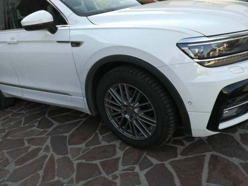 Tiguan-wr-azw-kibo