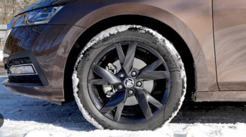 2022-11-10-13-53-49-skoda-octavia-lyra-schwarz-google-suche-und-4-weitere-seiten-geschaeftlich