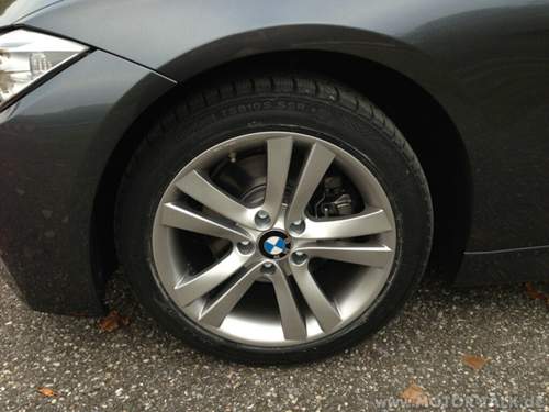 Bmw-320d-3