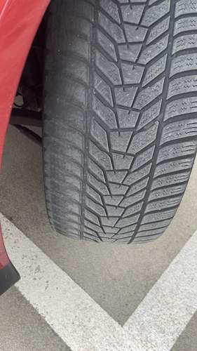 Vorderreifen Fahrerseite
