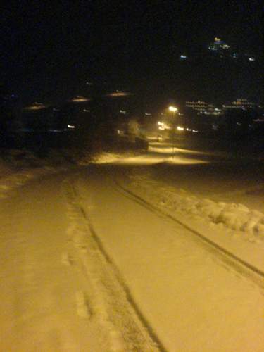 Touran-schuetzenhaus-schnee-21-12-2009-001