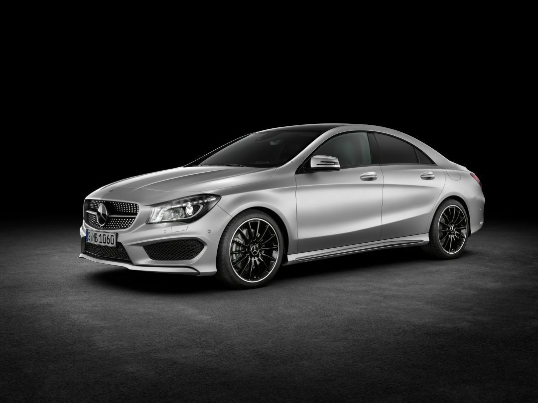 Gleichzeitig ist der Mercedes-Benz CLA die erste Daimler-Limousine mit Frontantrieb.