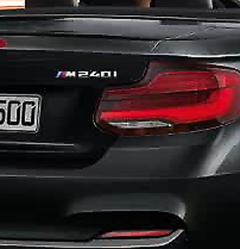 M-240i-schriftzug