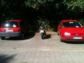 Motorräder parkken auch bei uns