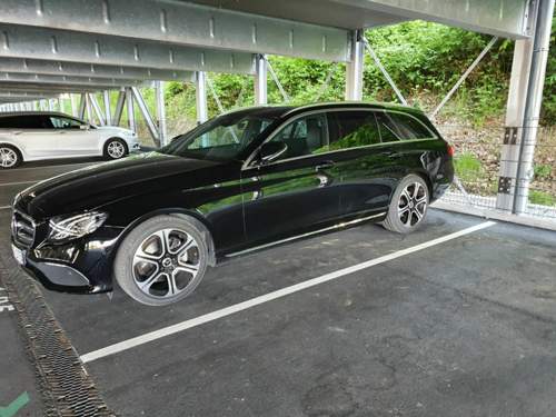 Ich fahre im Sommer mit 19Zoll Mischbereifung.jpg