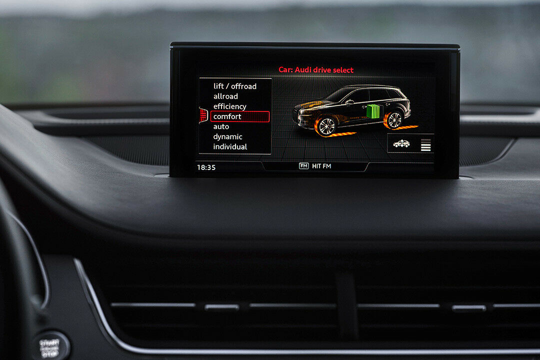 Fahrmodus-Anwahl: Audi Q7 E-Tron 3.0 TDI quattro