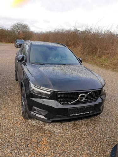 XC 40 R Design 1