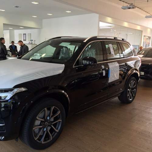 XC90 D5 Momentum Onyx