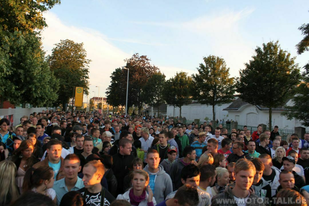 XS-Carnight 2011: Besucherstrom