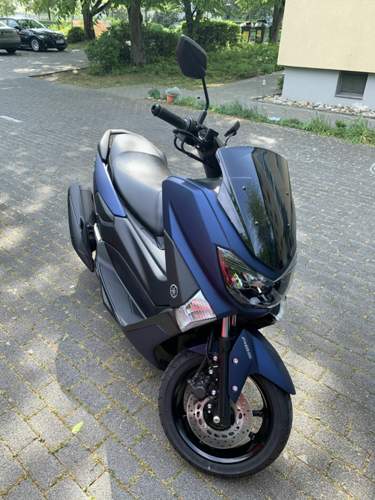 Yamaha Nmax