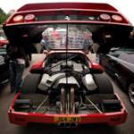 Bai07-ferrari-f40-engine2