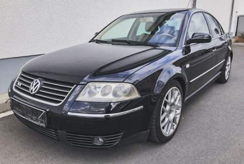 Der Passat W8 bringt echtes Understatement mit. Das gab es leider auch bei den Verkaufszahlen. Das Modell wurde nach nur 2.359 verkauften Exemplaren ersatzlos eingestellt