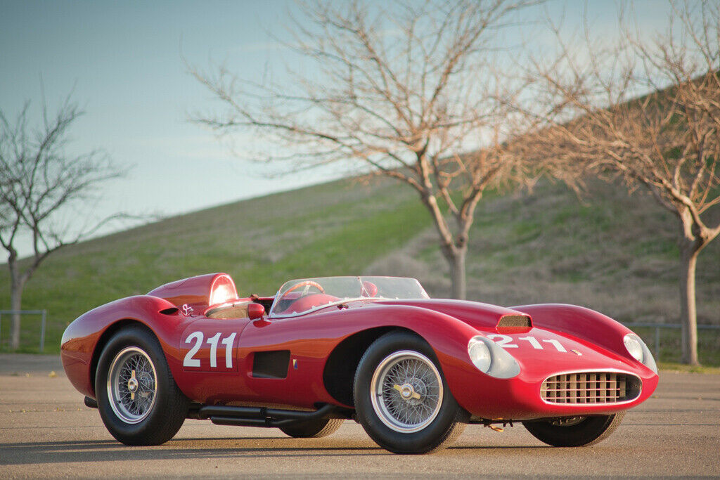 Einer geht noch: Der zehnt teuerste Oldtimer ist ein Ferrari 625 TRC Spider von 1957.