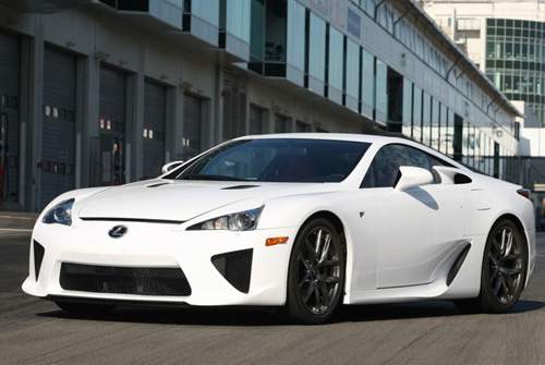 Teurer Exot: Lexus LFA mit V10-Motor