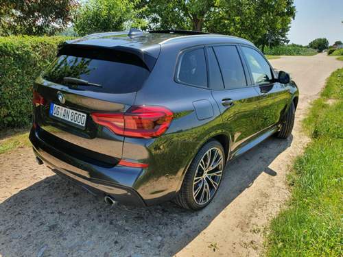 Mit den 21 Zoll Felgen