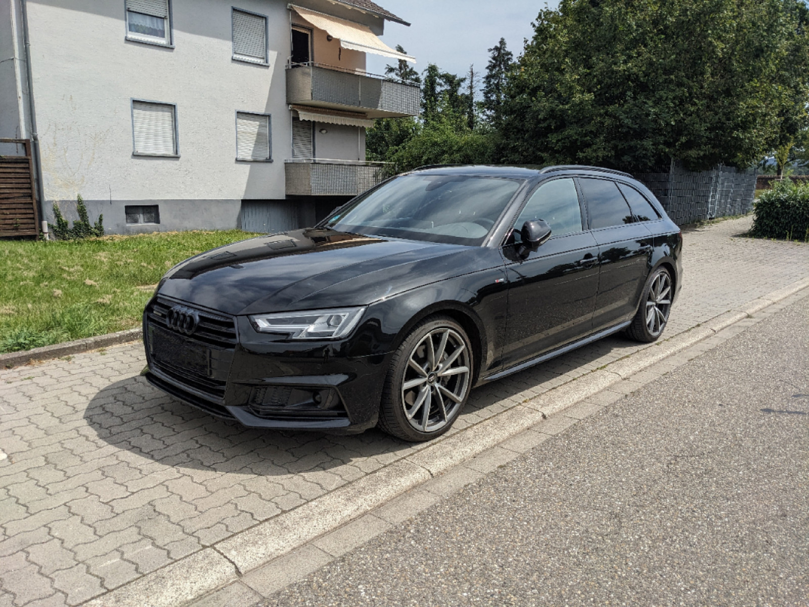 Zeigt euren A4 B9!