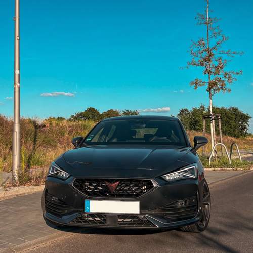 Cupra-leon-front