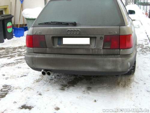 Silberner-audi-in-schwarz