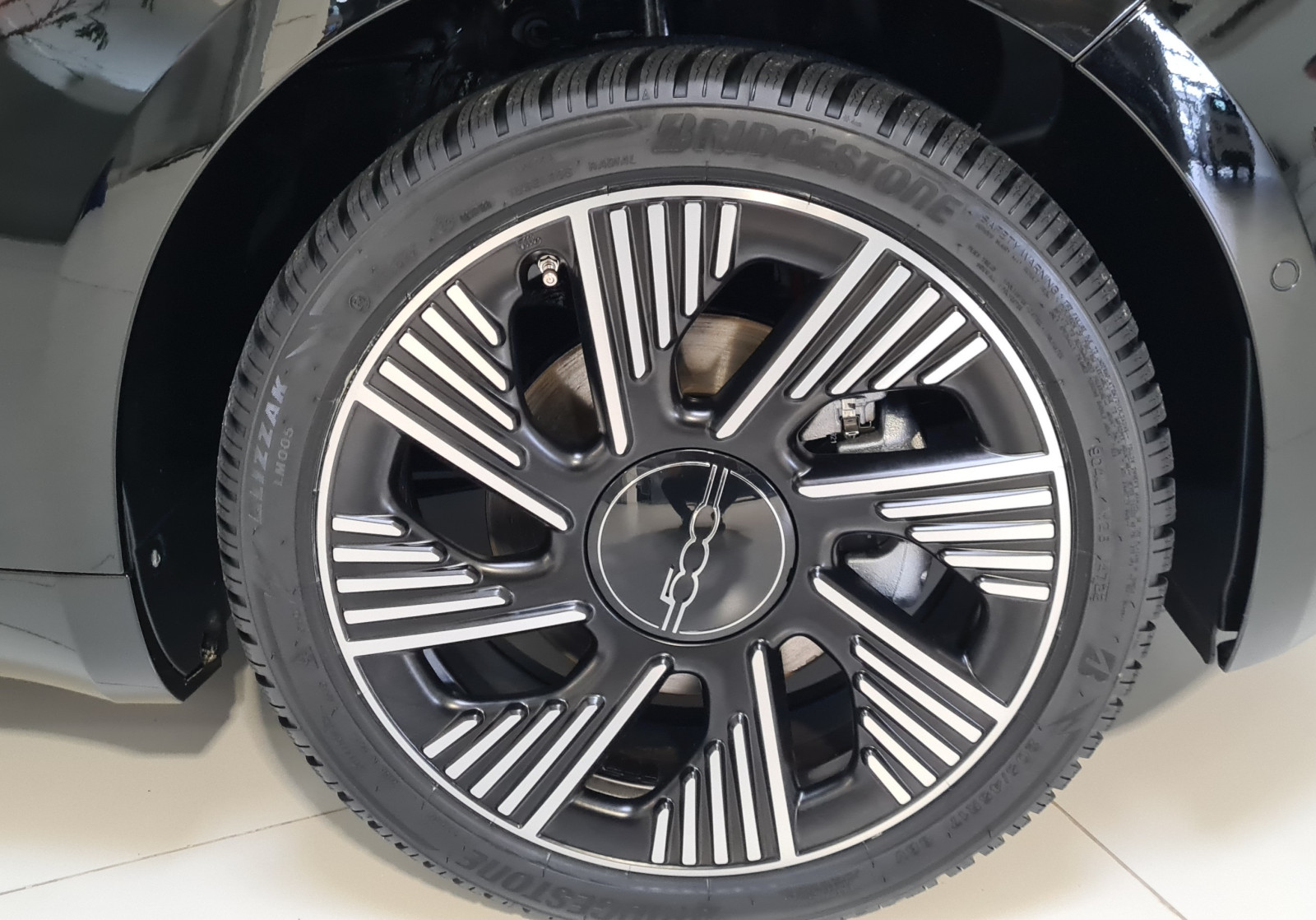 Zeigt her eure Felgen für den 500e