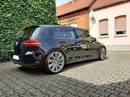 Golf VII schwarz uni 041