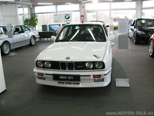 Ausstellung-autohaus-menton-5-6-04-bmw-m3-001