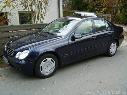 C-Klasse mit Halb Gemopfter Front