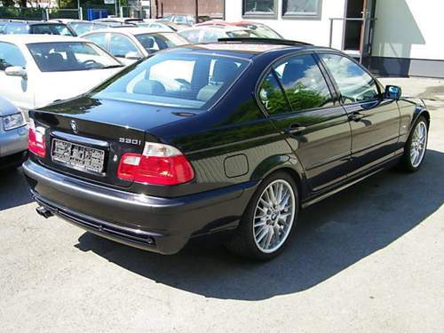 330i