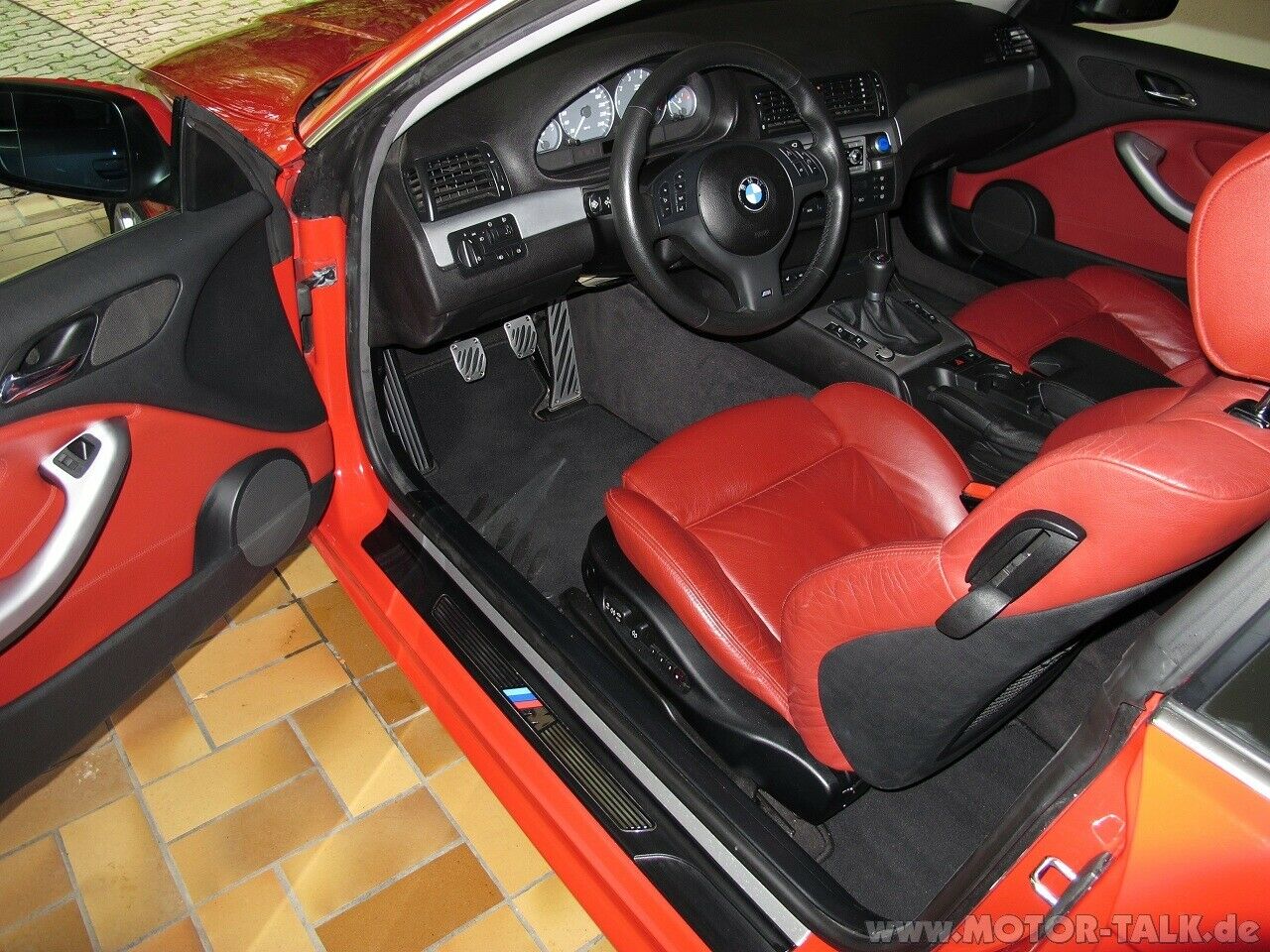 Zeigt mal her eure schönen E46 :)