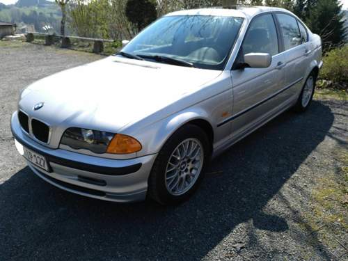 E46_323i
