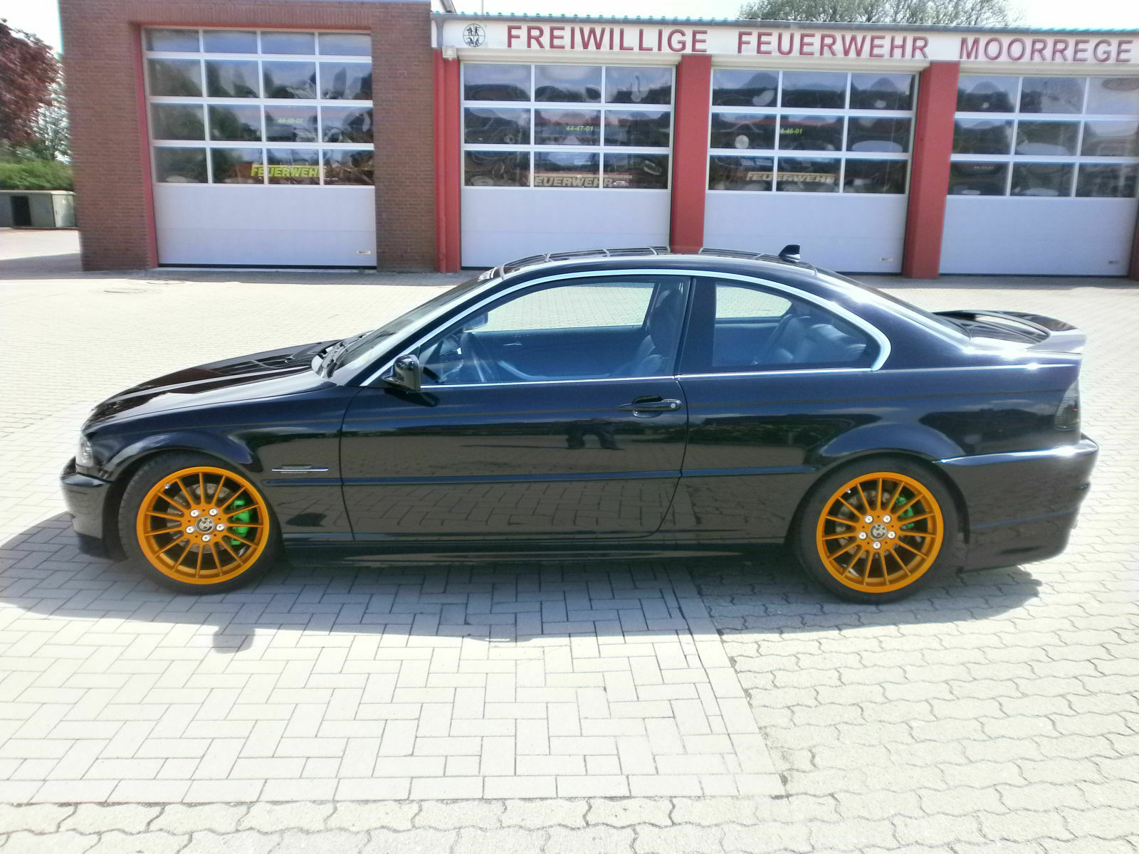 Zeigt mal her eure schönen E46 :)
