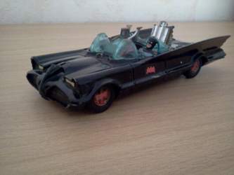 267-corgi-batmobile