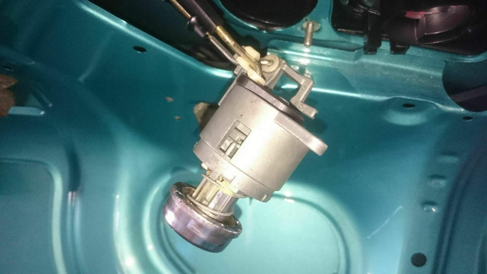 Zentralverriegelung Für Kofferraum – Für Ford Fiesta MK5/MK6 & Fusion, Heckklappen-Antrieb, OEM 2S6T432A98AF