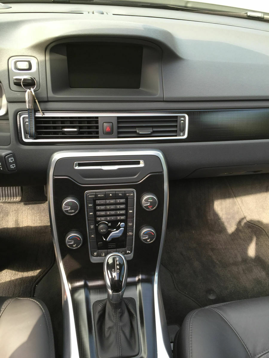 Zierleisten Interieur abbauen