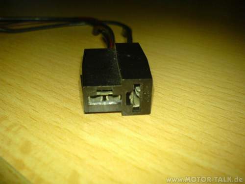 Zigarettenanzuender-stecker2