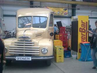 Lkw-Ford FK-7000-roentgen-ambulanz-evtl