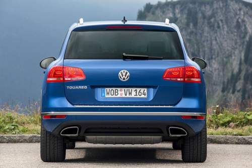 Der 262 PS starke 3,0-Liter-Diesel soll nur 6,6 Liter pro 100 Kilometer trinken. Tatsächlich sind es knapp 10 Liter